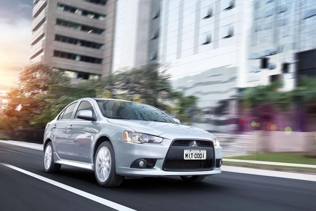 Mitsubishi Lancer 2.0 16V GT CVT (aut)