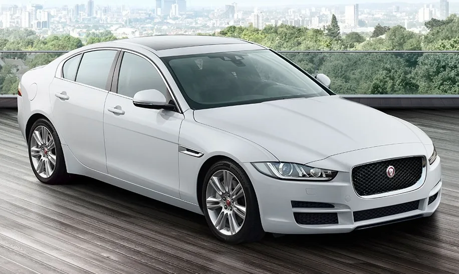 Jaguar XE 2.0 GTDI Pure