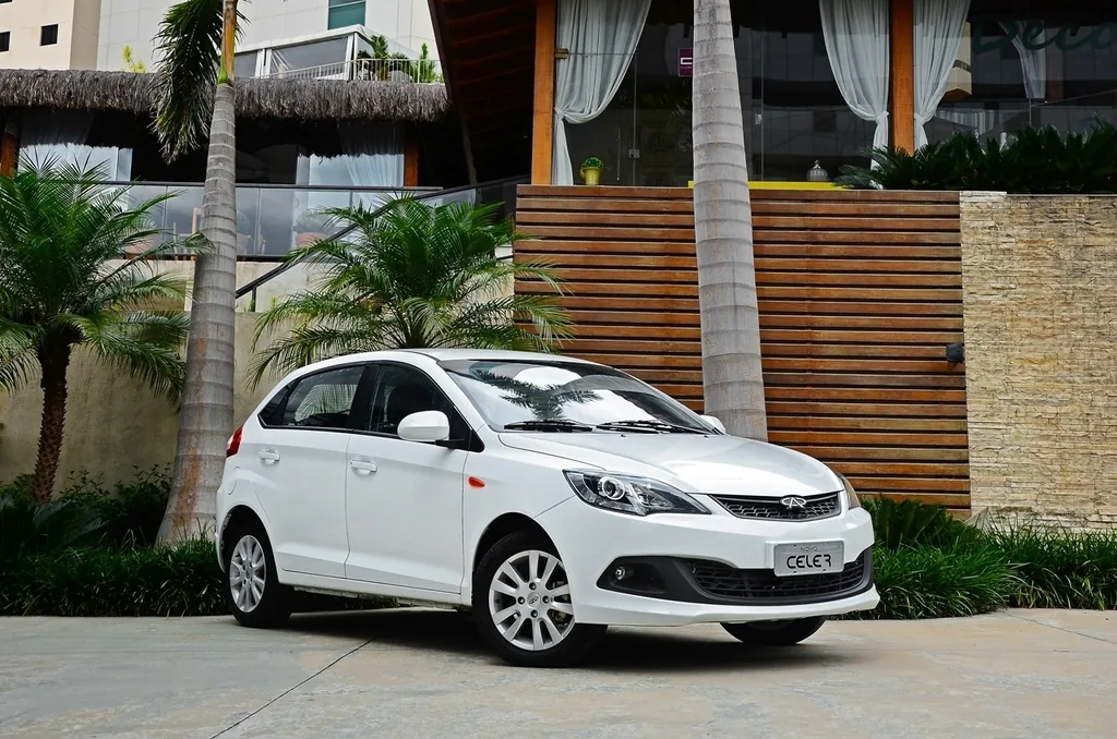 Chery Celer Hatch 1.5 16V ACT (Flex)