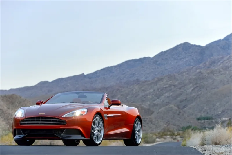 Aston Martin Vanquish 6.0 Volante