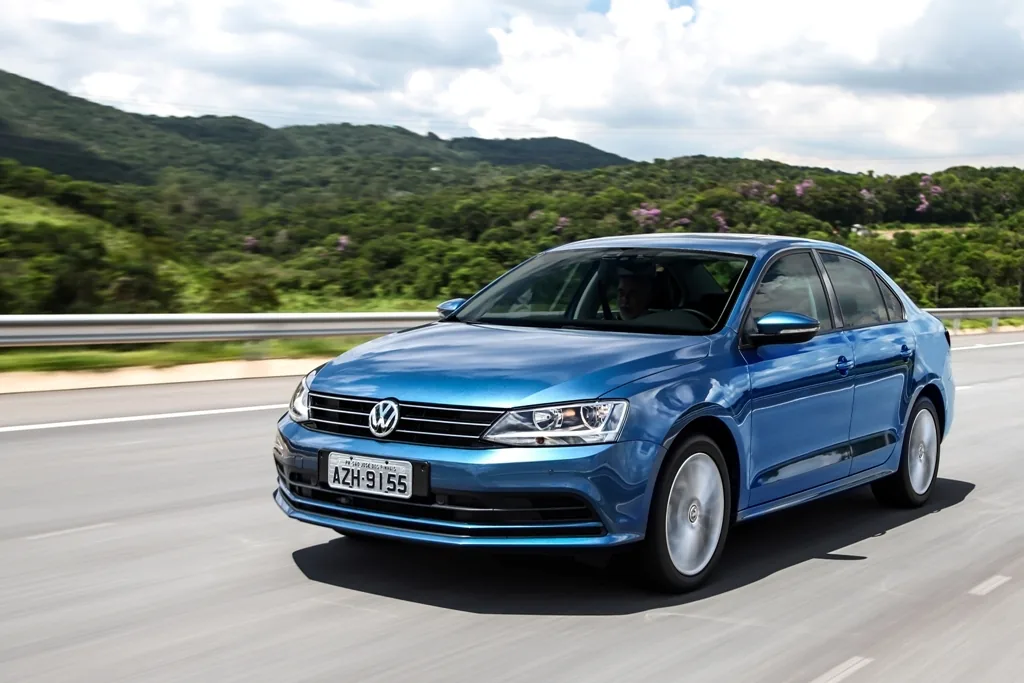 Volkswagen Jetta 2.0 Comfortline Tiptronic (Flex)