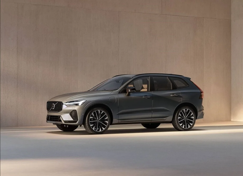 Volvo XC60 2.0 T8 Ultra Dark Auto AWD phev