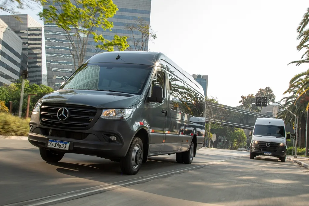Mercedes-Benz Sprinter 2.0 CDI 517 Van 20+1 Teto Alto