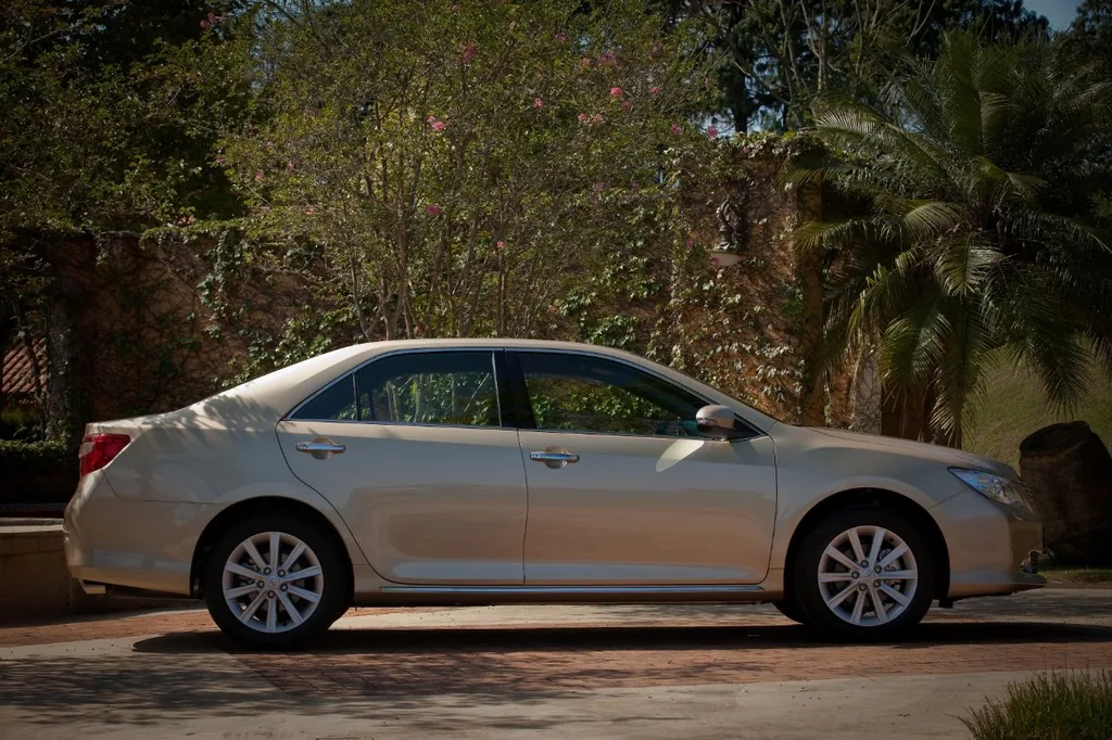 Toyota Camry 3.5 V6 VVT-i (Aut)