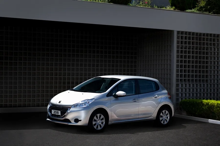 Peugeot 208 Active Pack 1.5 8V (Flex)