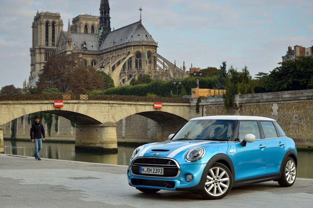 Mini Cooper 1.5 (Aut) 2p