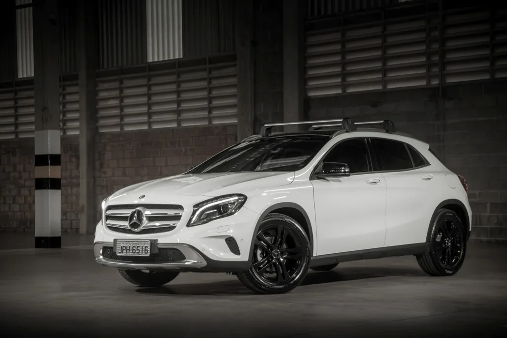 Mercedes-Benz GLA 200 GLA 200 Vision Black Edition