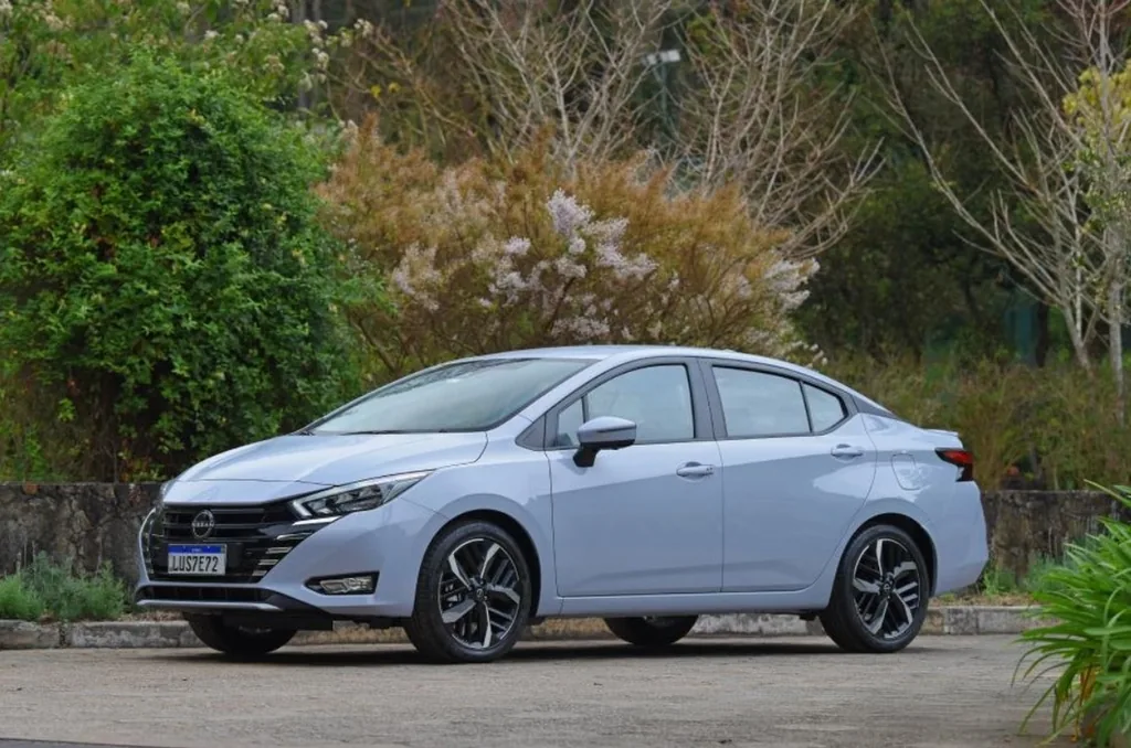 Nissan Versa 1.6 Sense CVT