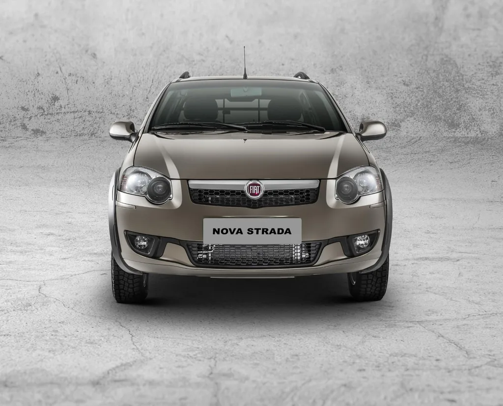 Fiat Strada Trekking 1.6 16V (Flex) (Cabine Dupla)
