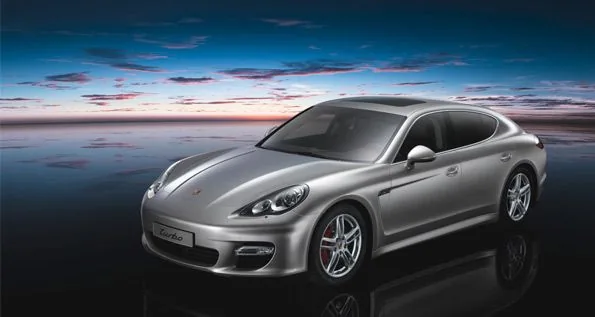 Porsche Panamera 4.8 Turbo 4WD