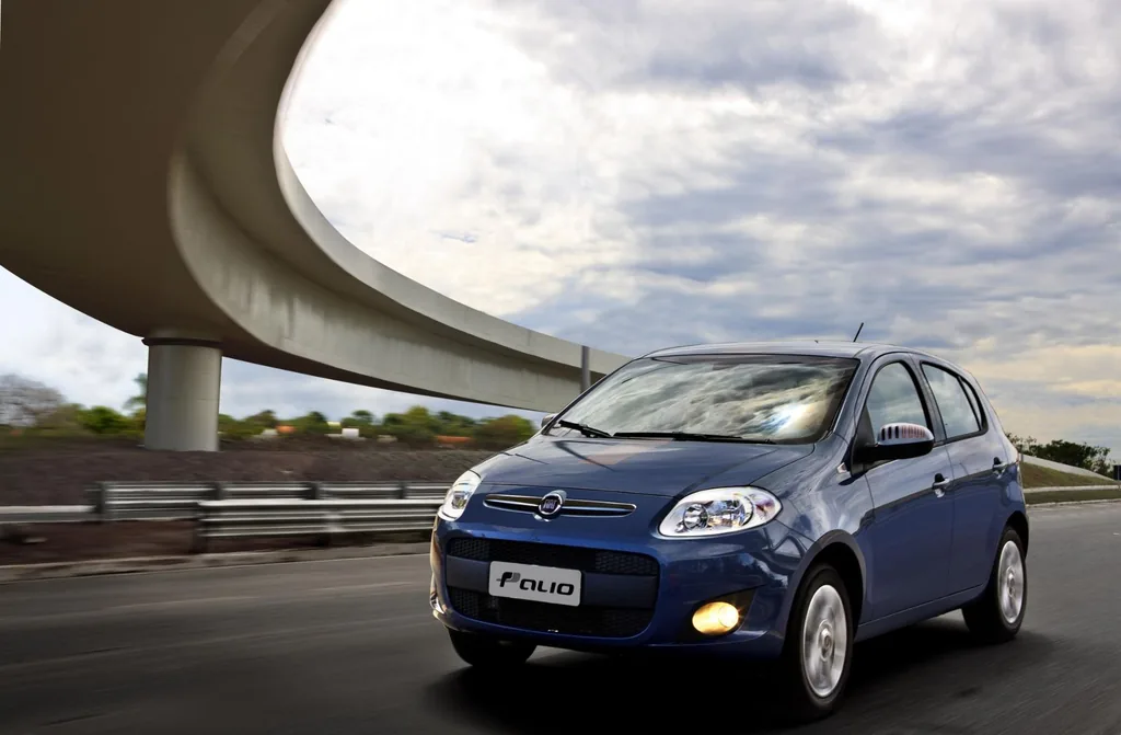 Fiat Palio Attractive 1.4 8V (Flex)