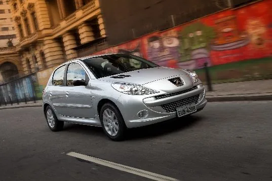 Peugeot 207 Hatch XR 1.4 8V (flex) 4p