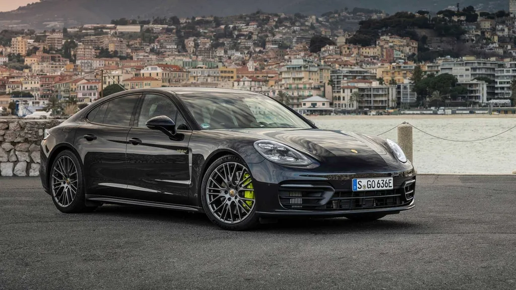 Porsche Panamera 4.0 V8 Turbo S E-Hybrid pdk phev