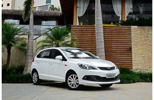 Chery Celer Sedan 1.5 16V ACT (Flex)