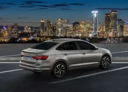 Volkswagen Virtus 1.6 Sense Auto