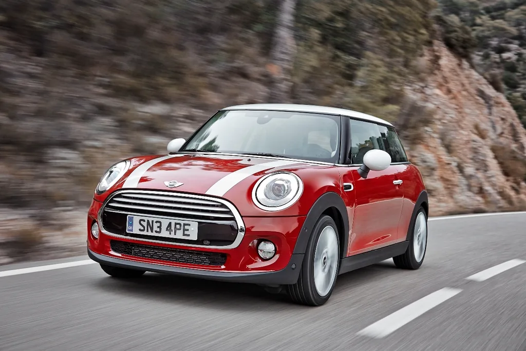 Mini Cooper 1.5 (Aut) 4p