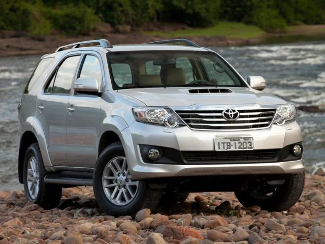 Toyota SW4 Hilux SRV 4.0 4X4 V6