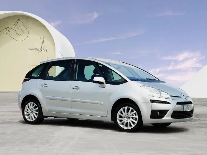 Citroen C4 Picasso La Luna 2.0 16V (aut)