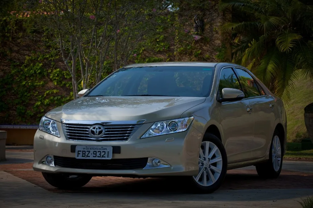 Toyota Camry 3.5 V6 VVT-i (Aut)