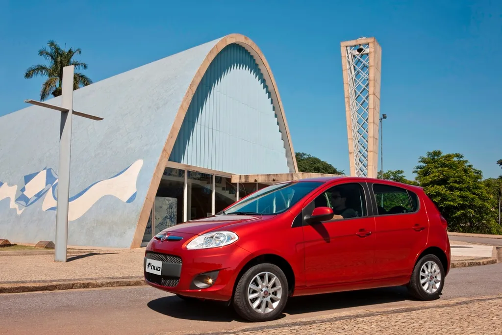 Fiat Palio Attractive 1.0 Evo (Flex)
