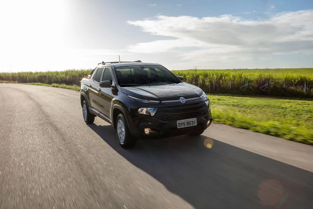 Fiat Toro Volcano 2.4 AT9 4x2 (Flex)
