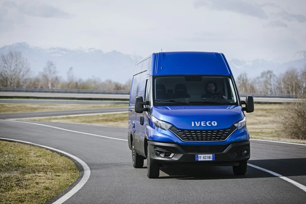 Iveco Daily 3.0 45-160 Vetrato H2 - 3520L