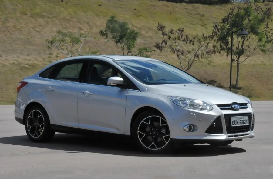 Ford Focus Sedan Titanium Plus 2.0 16V PowerShift (Aut)