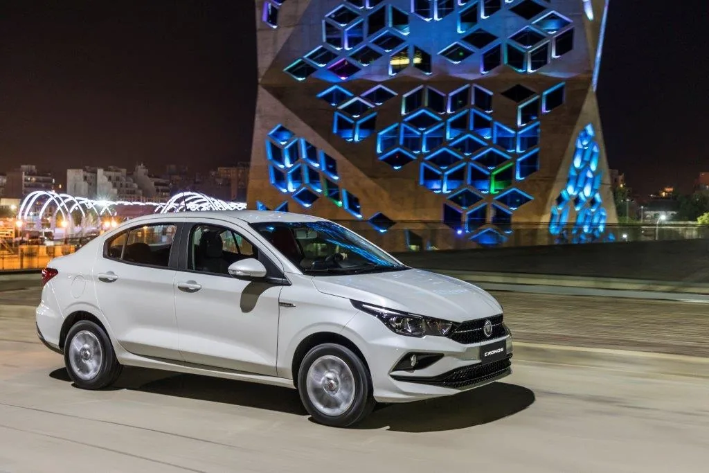 Fiat Cronos 1.3 Drive Firefly GSR (Flex)