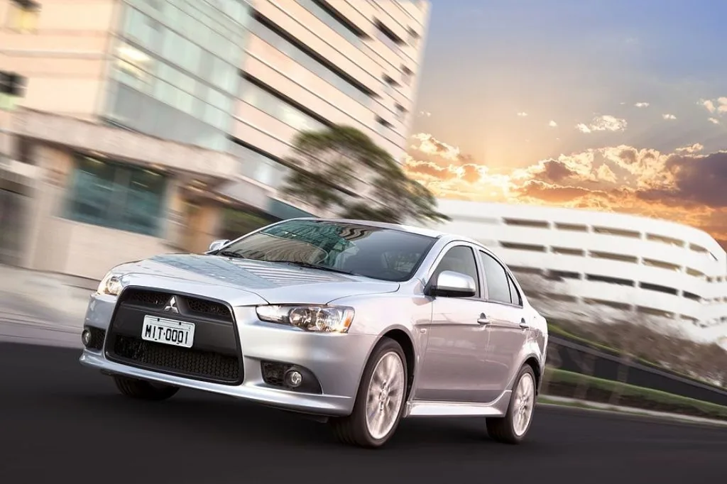 Mitsubishi Lancer 2.0 16V GT CVT (aut)