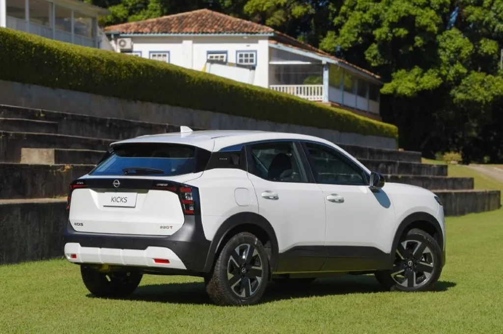 Nissan Kicks 1.0 220T Sense DCT