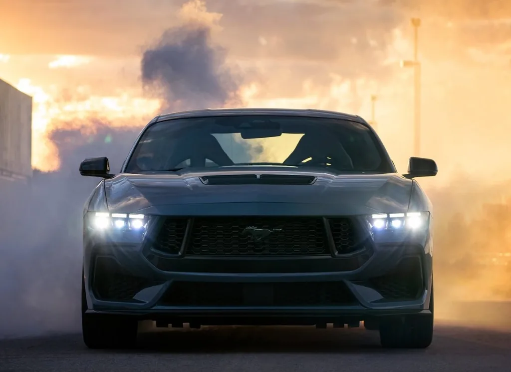 Ford Mustang 5.0 V8 CD Lariat Auto 4WD