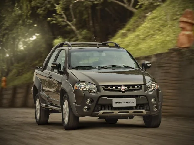 Fiat Strada Adventure 1.8 16V (Flex) (Cabine Dupla)
