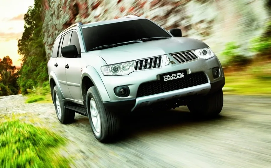 Mitsubishi Pajero Dakar 3.2 4WD (Aut)