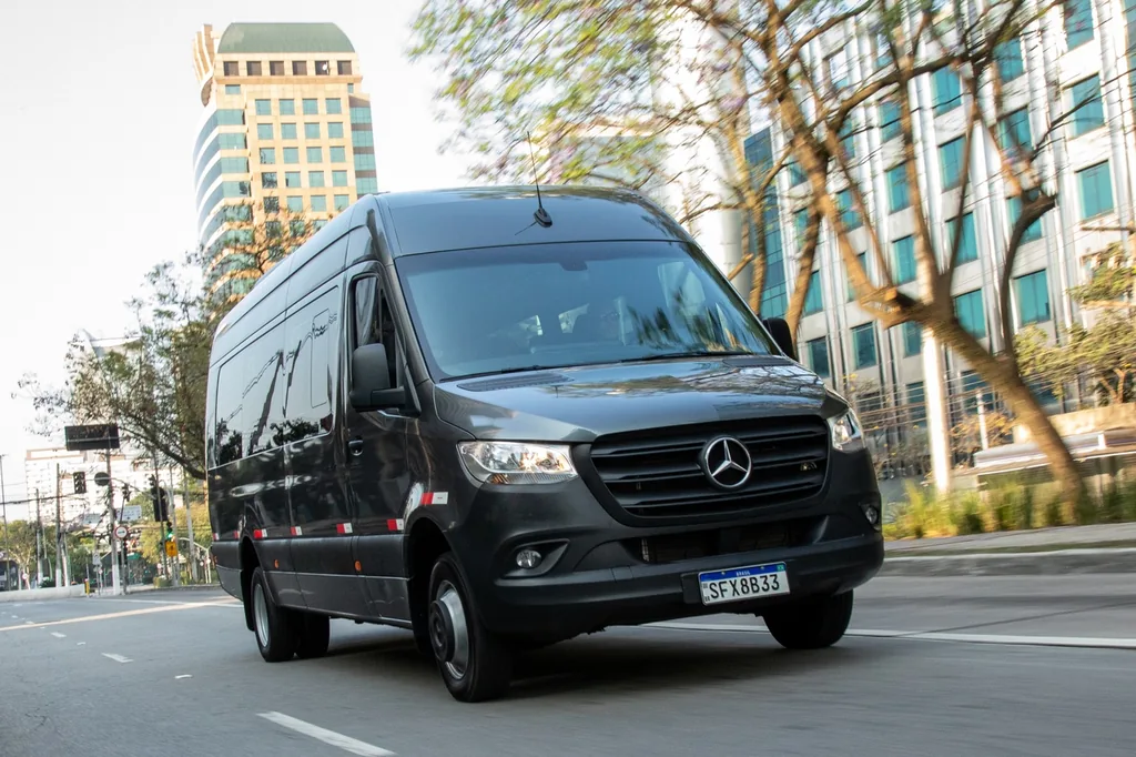Mercedes-Benz Sprinter 81kWh 320 Furg Street TA 10,5m AT bev furgao 10.5m