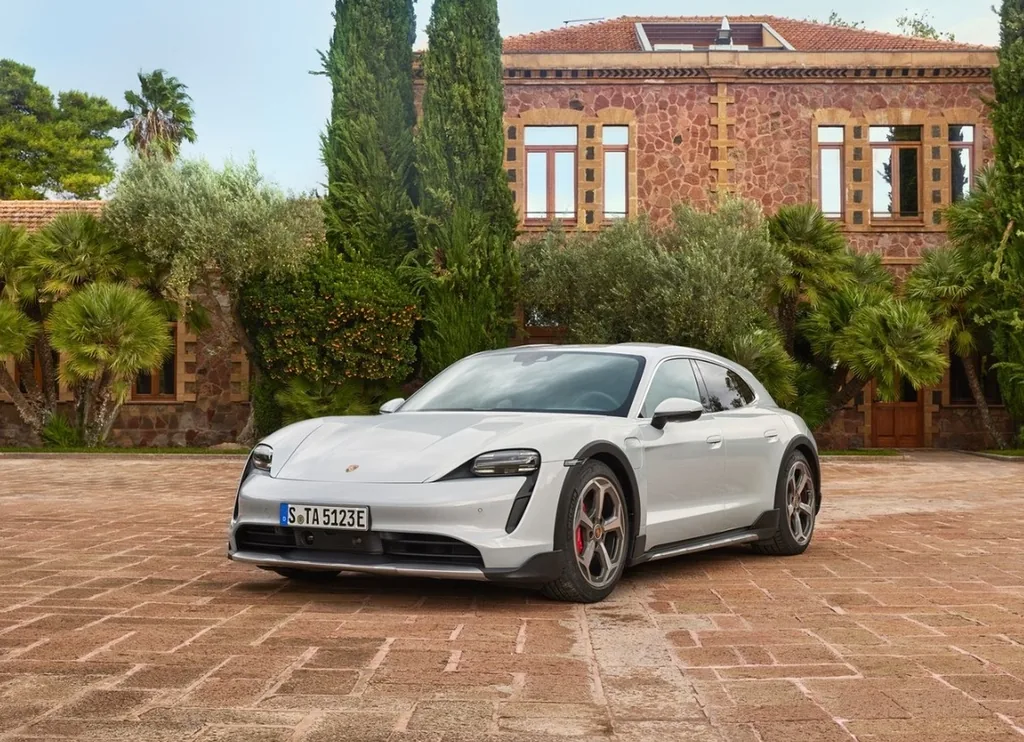 Porsche Taycan Cross Turismo 93kWh 4S Cross Turismo Auto bev