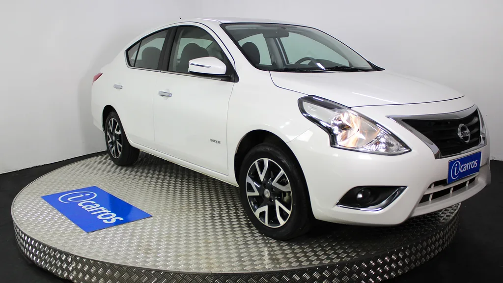 Nissan Versa 1.6 16V SV