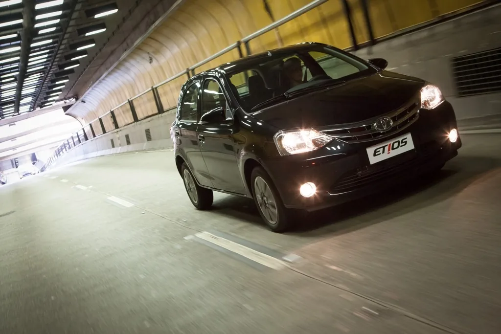 Toyota Etios Etios XLS platinum 1.5 (Flex)