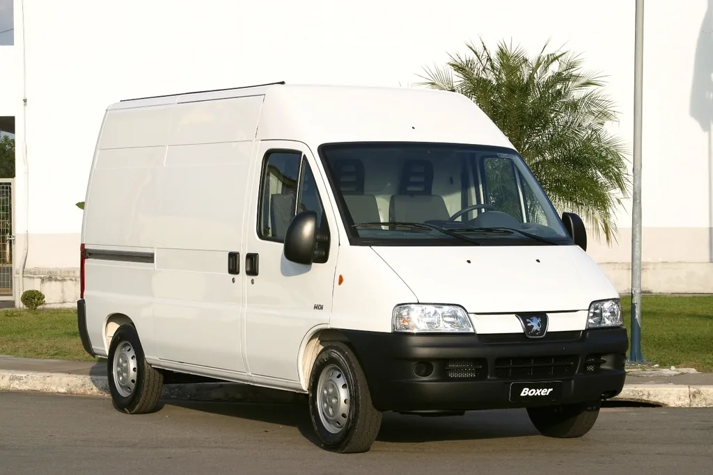 Peugeot Boxer 2.3 HDI Furgao Longo 350 TE