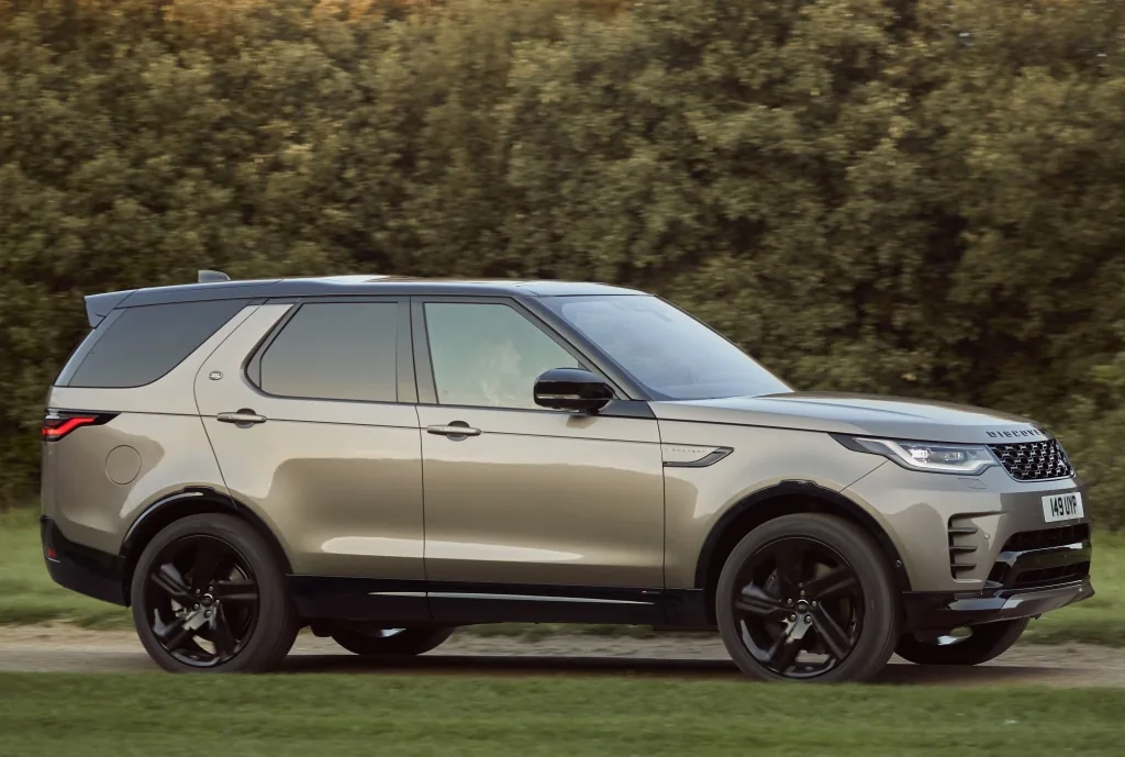 Land Rover Discovery 3.0 D300 SE Auto 4WD mhev