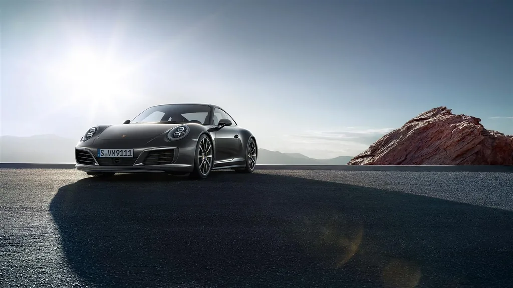 Porsche 911 3.0 Carrera 4 Coupe PDK