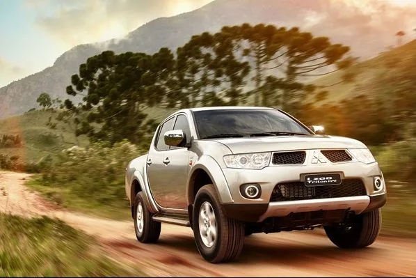 Mitsubishi L200 L 200 Triton HPE 4x4 3.5 V6 (flex) (cab. dupla) (aut)