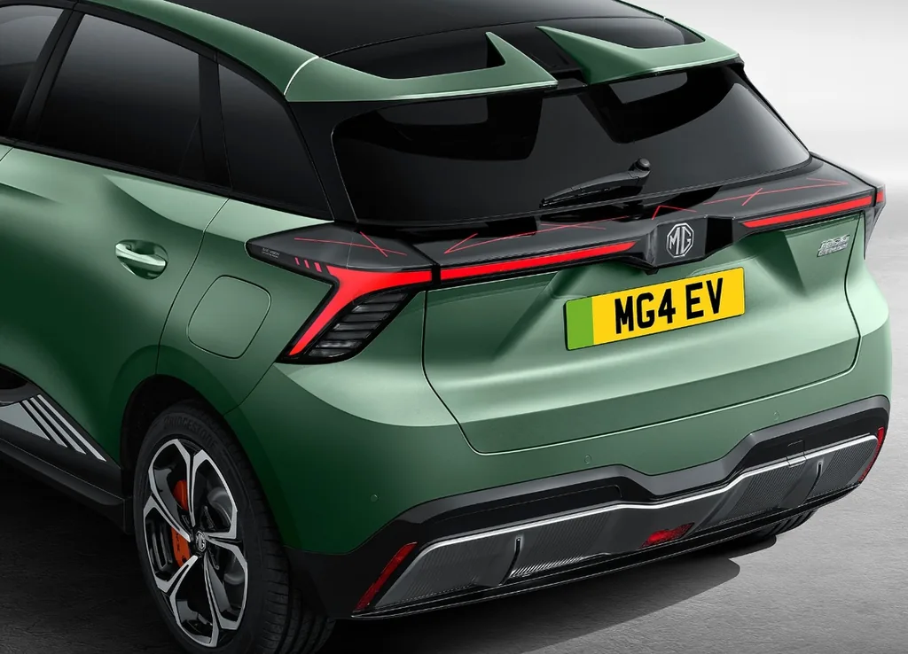 MG MG4 BEV 64kWh X-Power 4wd xpower