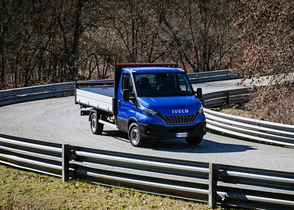 Iveco Daily 2.3 30-130 City CS - 3750