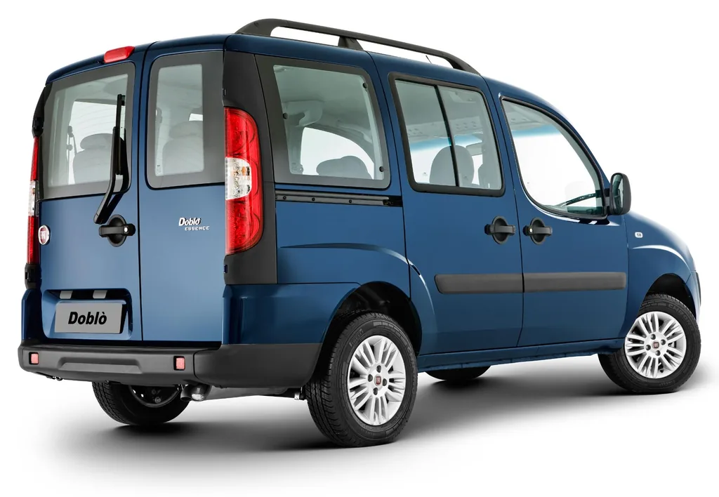 Fiat Doblo Essence 1.8 16V (Flex)