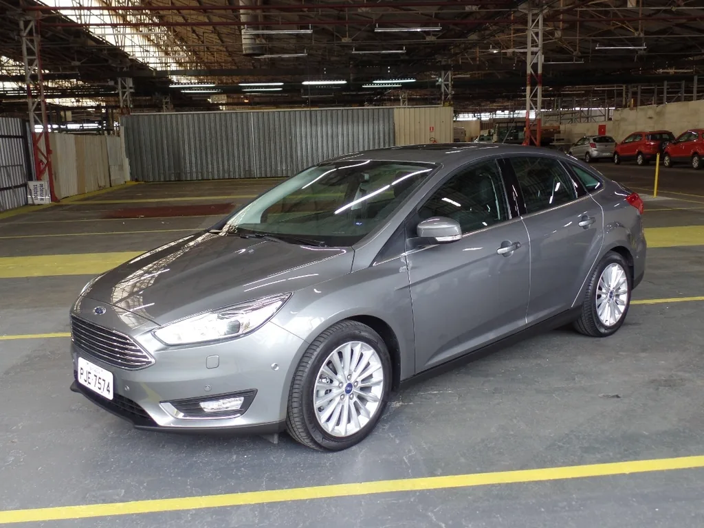 Ford Focus Sedan Titanium 2.0 PowerShift