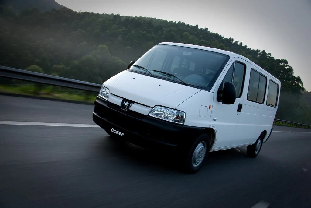Peugeot Boxer 2.3 HDI Furgão 350 LH Vitré longo