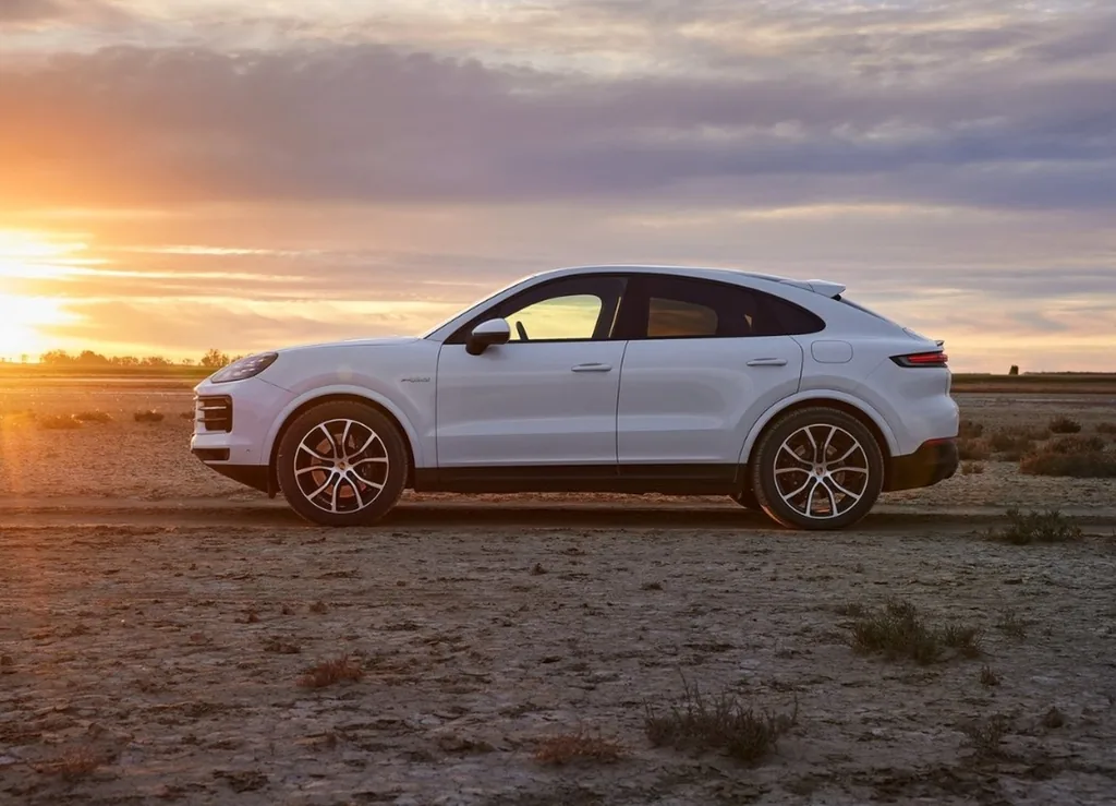 Porsche Cayenne Coupe Electric 4.0 Turbo GT Auto 4WD