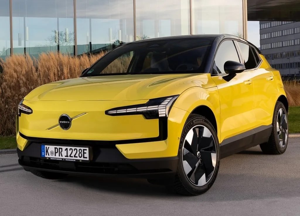 Volvo EX30 BEV 69kWh Ultra Single Engi ExRang extnd (!)bev recharge range