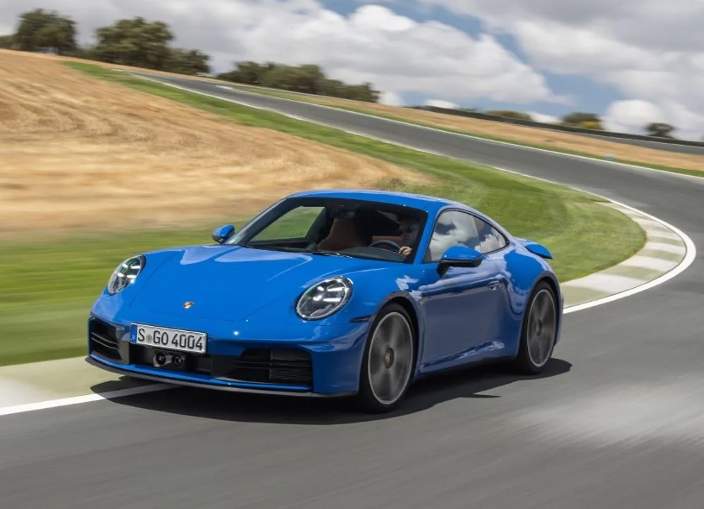 Porsche 911 3.6 MHEV Carrera GTS Coupe pdk