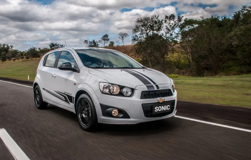 Chevrolet Sonic Hatch Effect 1.6 (Aut)